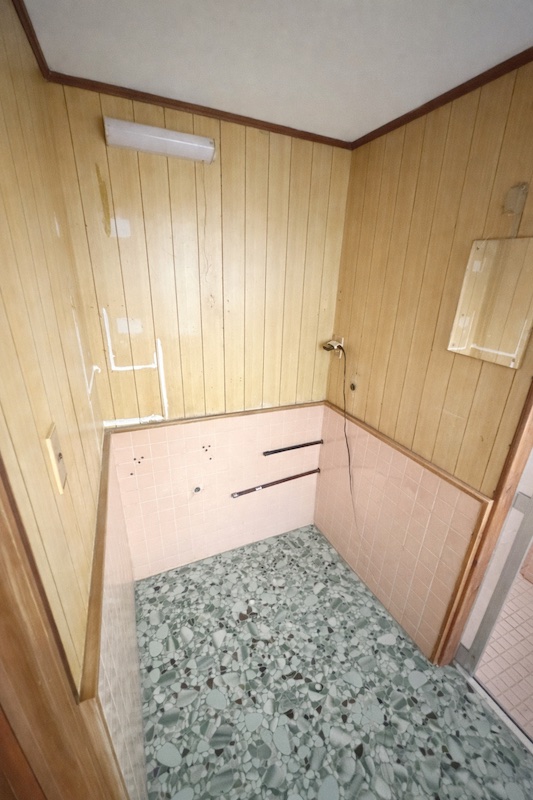 脱衣所 施工前